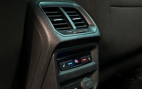 Volkswagen Tiguan II, 2019 год, 2 250 600 рублей, 10 фотография