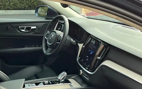 Volvo S60 III, 2022 год, 2 299 511 рублей, 13 фотография