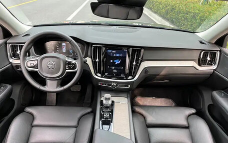 Volvo S60 III, 2022 год, 2 299 511 рублей, 11 фотография