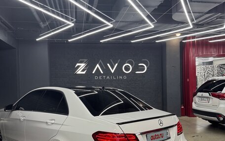 Mercedes-Benz E-Класс, 2014 год, 1 800 000 рублей, 4 фотография