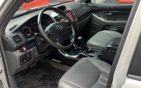 Toyota Land Cruiser Prado 120 рестайлинг, 2008 год, 2 100 000 рублей, 9 фотография