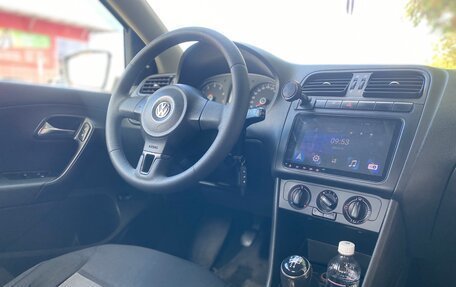 Volkswagen Polo VI (EU Market), 2015 год, 690 000 рублей, 11 фотография