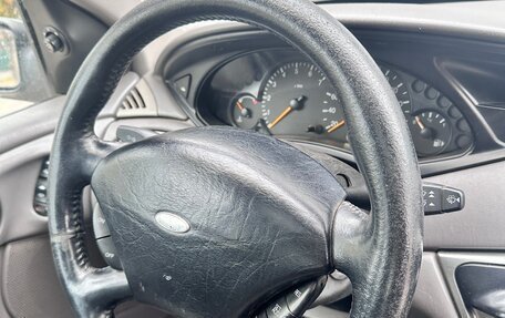 Ford Focus IV, 2003 год, 270 000 рублей, 9 фотография