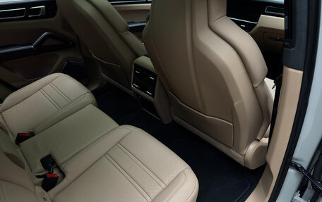 Porsche Cayenne III, 2021 год, 14 100 000 рублей, 17 фотография
