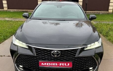 Toyota Avalon, 2022 год, 4 300 000 рублей, 1 фотография