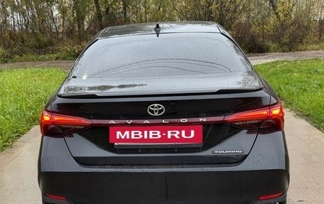 Toyota Avalon, 2022 год, 4 300 000 рублей, 3 фотография