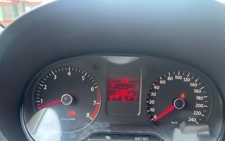 Volkswagen Polo VI (EU Market), 2011 год, 599 000 рублей, 14 фотография