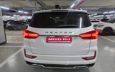 SsangYong Rexton, 2022 год, 2 480 000 рублей, 5 фотография