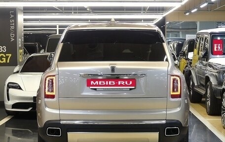 Rolls-Royce Cullinan, 2022 год, 35 373 000 рублей, 3 фотография