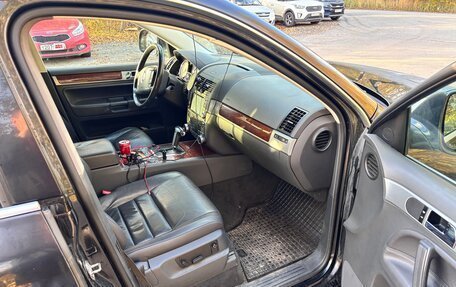 Volkswagen Touareg III, 2010 год, 1 000 000 рублей, 8 фотография