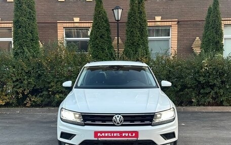 Volkswagen Tiguan II, 2020 год, 2 100 000 рублей, 2 фотография