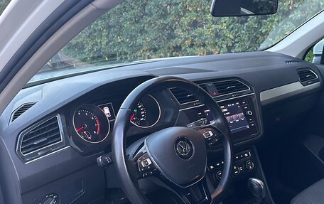 Volkswagen Tiguan II, 2020 год, 2 100 000 рублей, 9 фотография