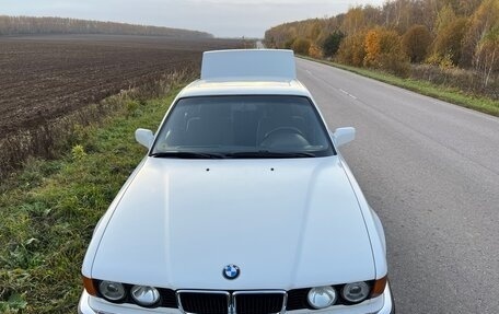 BMW 7 серия, 1989 год, 990 000 рублей, 2 фотография