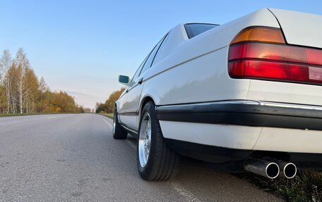 BMW 7 серия, 1989 год, 990 000 рублей, 8 фотография
