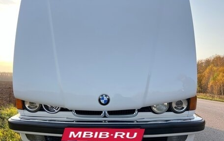 BMW 7 серия, 1989 год, 990 000 рублей, 10 фотография