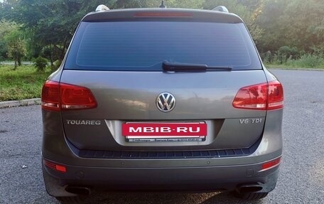 Volkswagen Touareg III, 2011 год, 1 850 000 рублей, 13 фотография