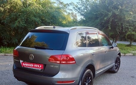 Volkswagen Touareg III, 2011 год, 1 850 000 рублей, 11 фотография