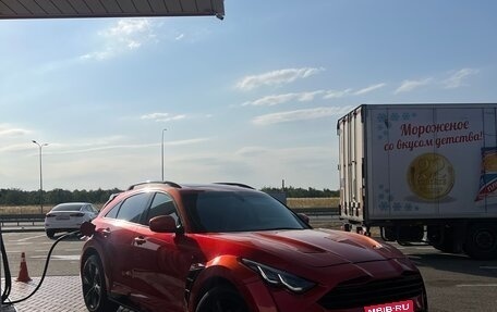 Infiniti FX II, 2011 год, 2 499 999 рублей, 1 фотография