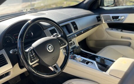 Jaguar XF I рестайлинг, 2013 год, 1 890 000 рублей, 12 фотография