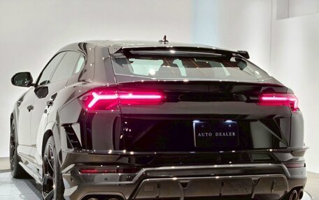 Lamborghini Urus I, 2025 год, 35 000 000 рублей, 5 фотография