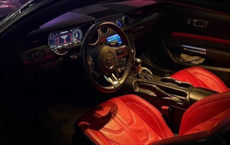 Ford Mustang VI рестайлинг, 2019 год, 2 999 999 рублей, 2 фотография