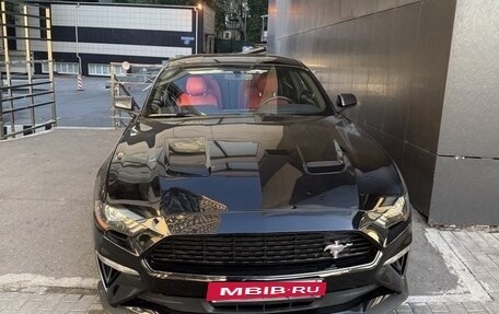 Ford Mustang VI рестайлинг, 2019 год, 2 999 999 рублей, 8 фотография
