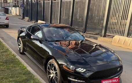 Ford Mustang VI рестайлинг, 2019 год, 2 999 999 рублей, 9 фотография