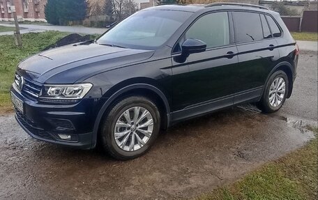 Volkswagen Tiguan II, 2019 год, 3 770 000 рублей, 3 фотография