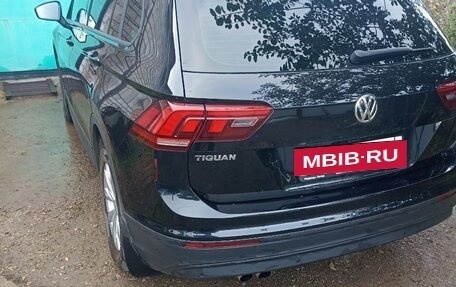 Volkswagen Tiguan II, 2019 год, 3 770 000 рублей, 5 фотография