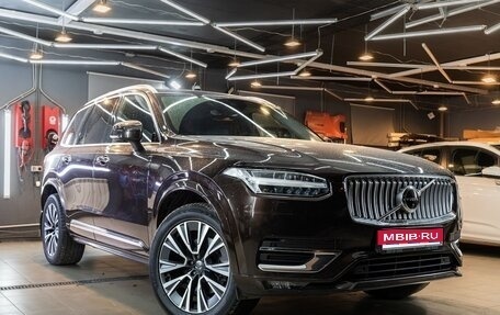 Volvo XC90 II рестайлинг, 2021 год, 3 999 000 рублей, 1 фотография