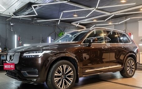 Volvo XC90 II рестайлинг, 2021 год, 3 999 000 рублей, 2 фотография