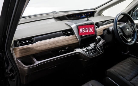 Honda Freed II, 2019 год, 1 800 000 рублей, 16 фотография