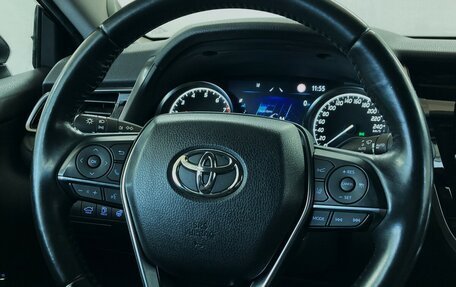 Toyota Camry, 2021 год, 2 589 000 рублей, 10 фотография