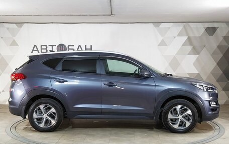 Hyundai Tucson III, 2019 год, 2 479 000 рублей, 6 фотография