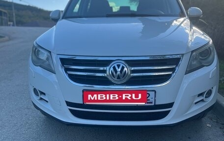 Volkswagen Tiguan I, 2008 год, 840 000 рублей, 2 фотография