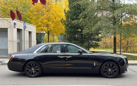 Rolls-Royce Ghost Series II рестайлинг, 2021 год, 28 500 000 рублей, 6 фотография