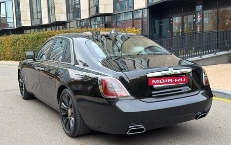 Rolls-Royce Ghost Series II рестайлинг, 2021 год, 28 500 000 рублей, 3 фотография
