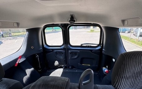 Dacia Logan I, 2011 год, 650 000 рублей, 6 фотография