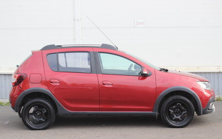 Renault Sandero II рестайлинг, 2021 год, 1 100 000 рублей, 7 фотография