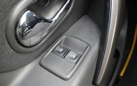 Renault Sandero II рестайлинг, 2021 год, 1 100 000 рублей, 19 фотография