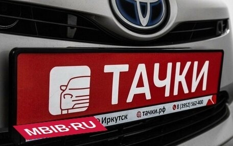 Toyota Prius IV XW50, 2017 год, 1 699 000 рублей, 22 фотография