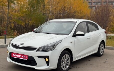 KIA Rio IV, 2019 год, 850 000 рублей, 3 фотография