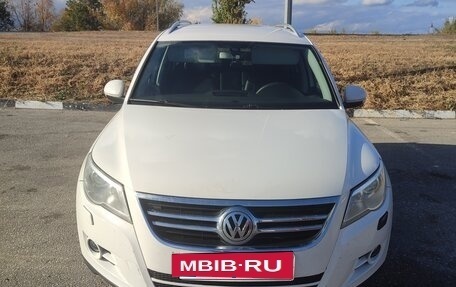 Volkswagen Tiguan I, 2011 год, 1 000 000 рублей, 3 фотография
