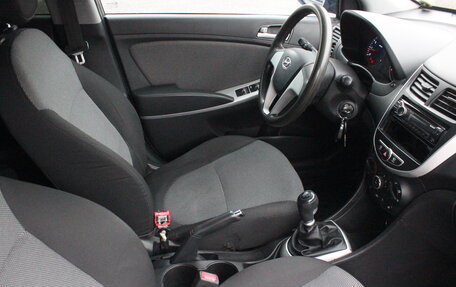 Hyundai Solaris II рестайлинг, 2012 год, 585 000 рублей, 14 фотография