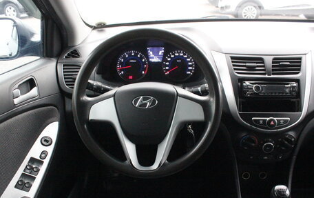 Hyundai Solaris II рестайлинг, 2012 год, 585 000 рублей, 16 фотография