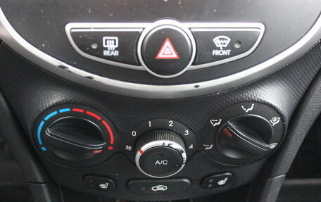 Hyundai Solaris II рестайлинг, 2012 год, 585 000 рублей, 20 фотография