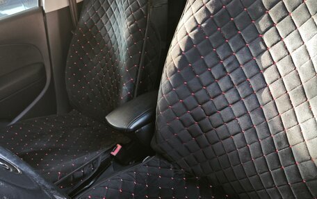 Volkswagen Polo VI (EU Market), 2012 год, 800 000 рублей, 11 фотография