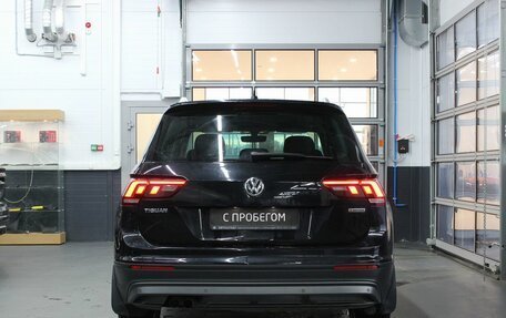 Volkswagen Tiguan II, 2018 год, 2 275 000 рублей, 5 фотография