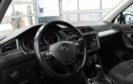 Volkswagen Tiguan II, 2018 год, 2 275 000 рублей, 7 фотография