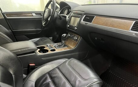 Volkswagen Touareg III, 2015 год, 2 300 000 рублей, 3 фотография